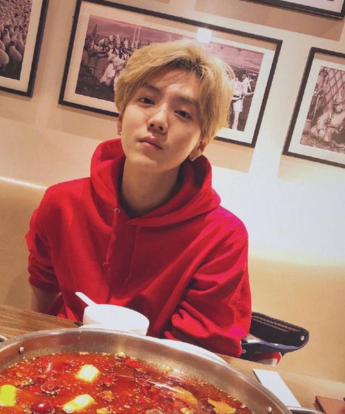 张怡宁大肚照 当年嫁给60岁富豪生下两个孩子 