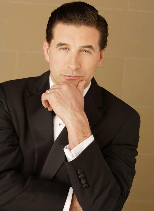 赵英俊是谁的男朋友 歌手赵英俊去世半个演艺