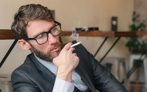 怎样用五枚硬币算命 如何算卦  用硬币的 