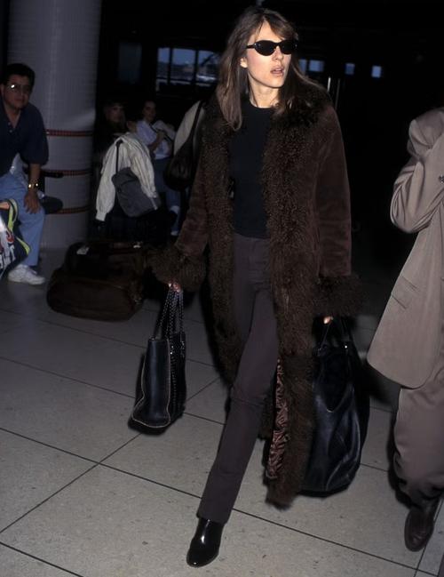 杨英个人资料简介及家世