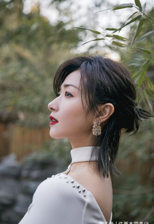 介绍自己简历 简历怎么写自我介绍【精选12篇】