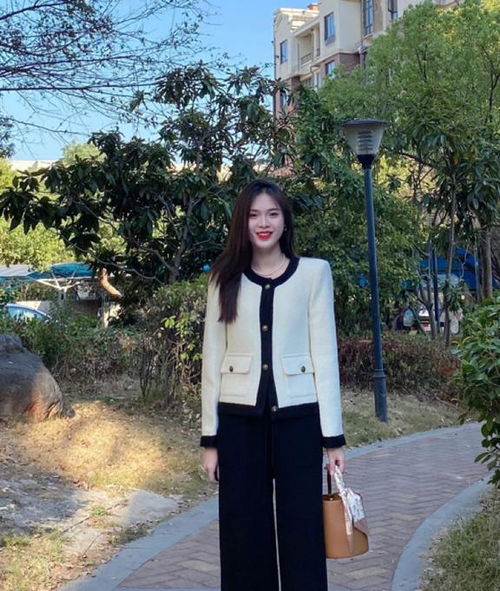 盗墓笔记阴山古楼 盗墓笔记阴山古楼二叔给吴邪看的照片