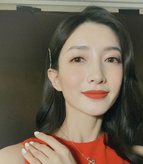 专给儿子戴绿帽的流氓皇帝:媳妇有姿色 无不召 专给儿子戴绿帽的流氓皇帝:媳妇有姿色 无不召